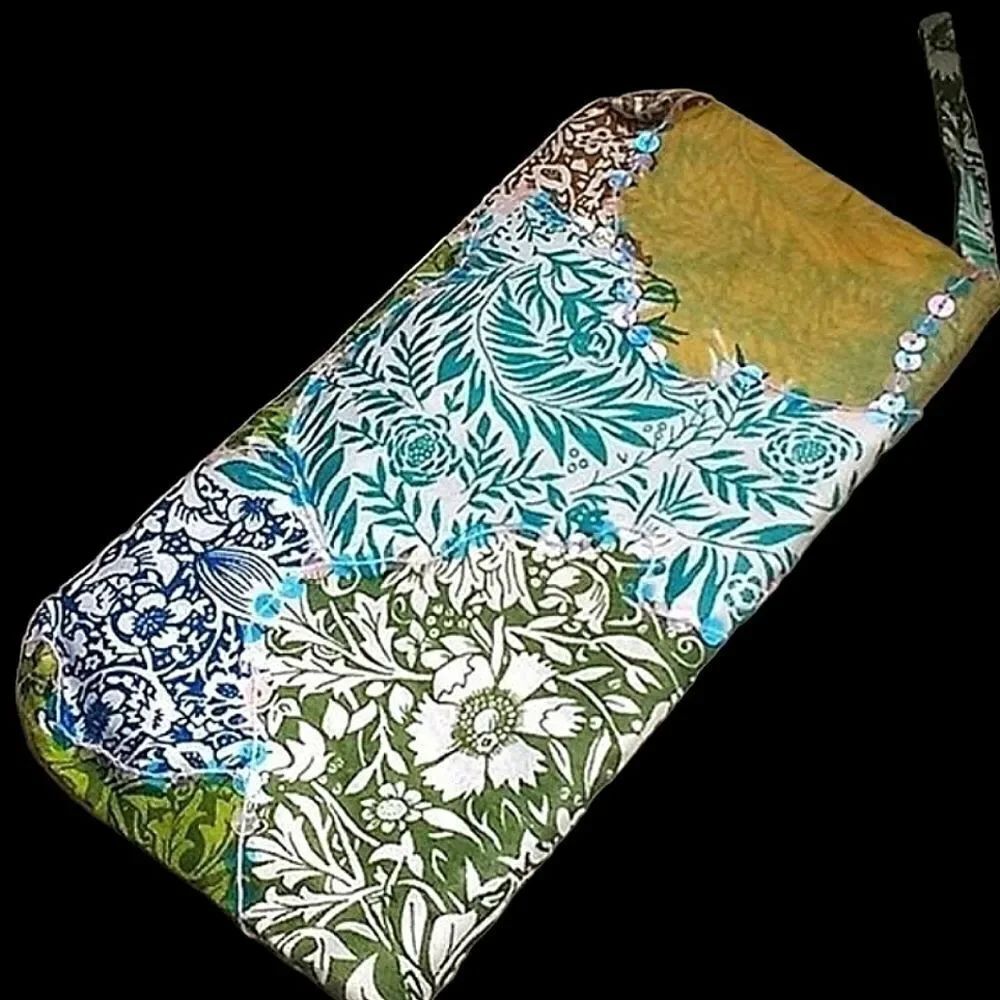 Multi-Patterned Fabric Sequined Wristlet Purse - Picture 2 of 8